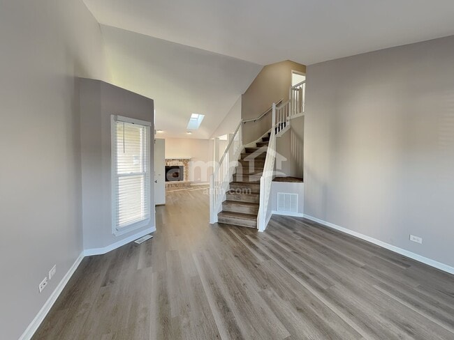 Photo - 248 Picardy Ln