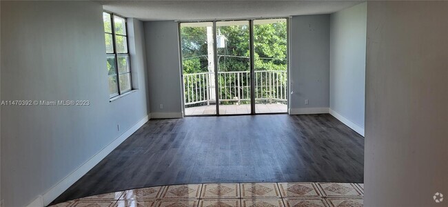 Building Photo - 16740 NE 9th Ave Rental
