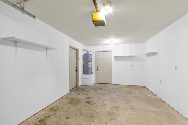 Building Photo - 420 Foster St