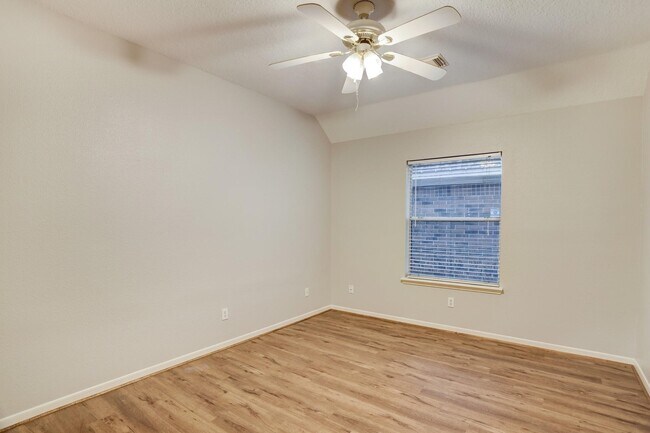 Photo - 9311 Cabin Creek Dr