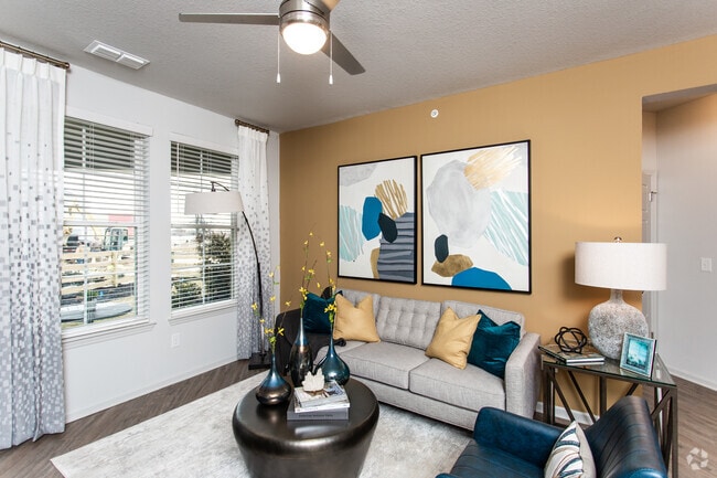 2BR, 2BA - 1,188 SF - Acadia