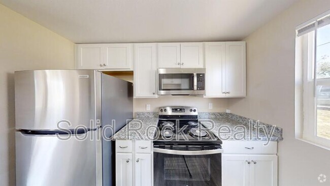 Building Photo - 2405 E St Vrain St Unit 108 Rental