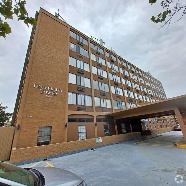 Building Photo - 1700 Clinch Ave Unit 106 Rental