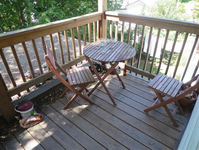 Photo - 64 Linden Ave Unit 2