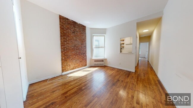 Building Photo - 214 E 85th St Unit 3C Rental