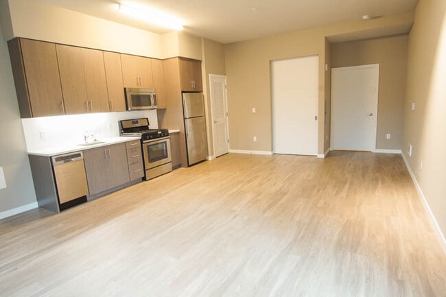 Photo - Stylish Garden Level-1 Bdr w/ Dishwasher & Laundry in Sellwood! Unit 1315