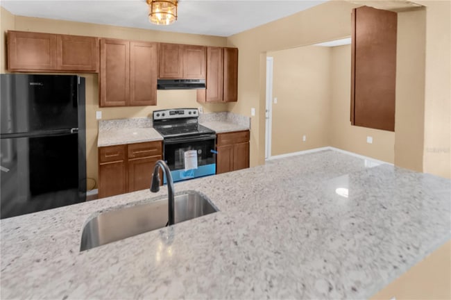 Photo - 2512 3rd Ave E