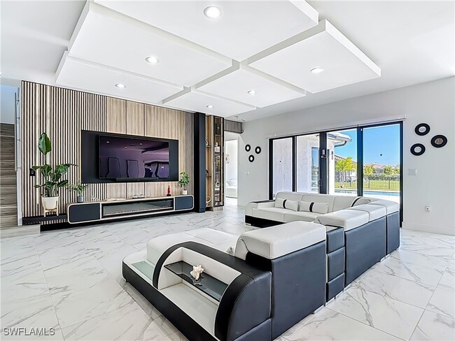 Photo - 5046 Panella Ave