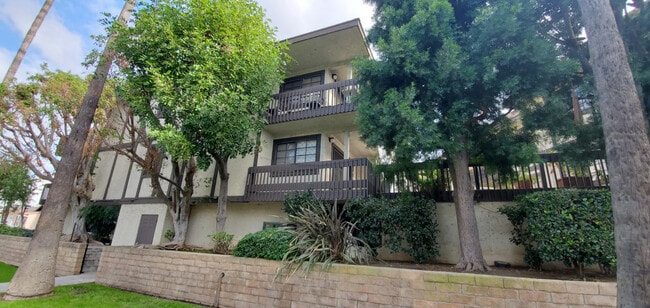 Photo - 5310 Circle Dr Unit 110