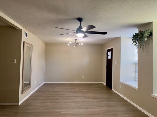 Photo - 10168 Beekman Pl Dr