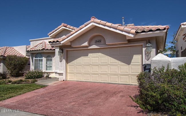 Photo - 1549 Via Appia St