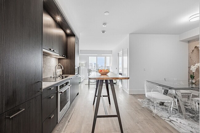 Photo - 480 Front St W Unit 1801