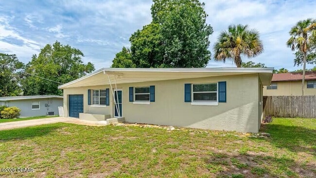 Building Photo - 328 Slayton Ave