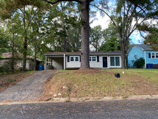 Photo - 601 Turner St