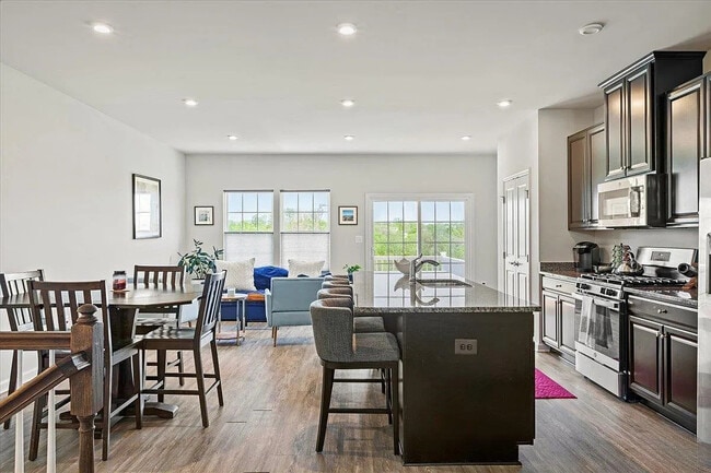Photo - 2065 Elm Tree Ct Townhome