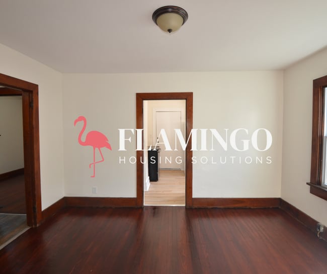 Photo - 520 Huron Ave