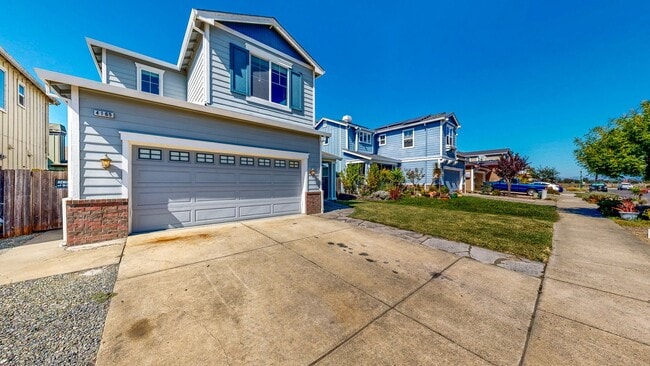 Photo - Bright two story 3 Bedroom 2.5 Bathroom Ho...