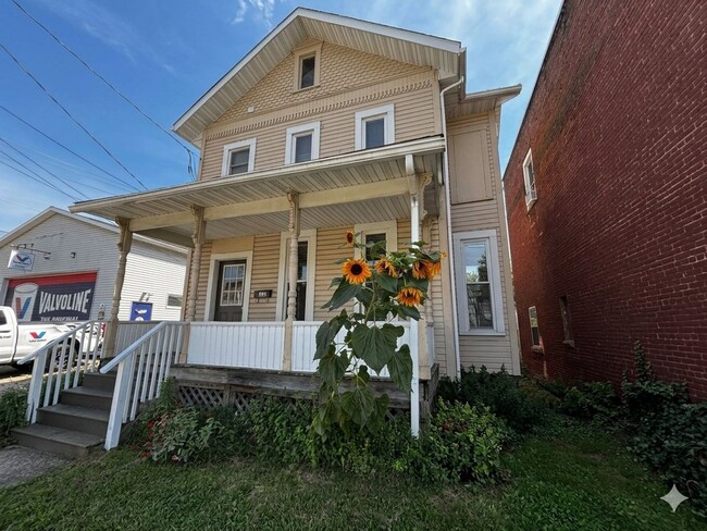 Building Photo - 144 N Broad St