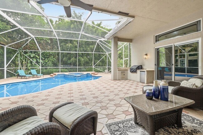 Photo - 856 Forest Glen Ln