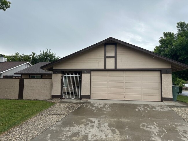Remodeled 3 Bedroom! - Remodeled 3 Bedroom!