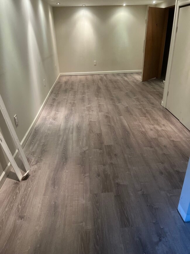 New Flooring Installation - 15 Old Lantern Ln Unit 15 B