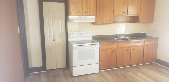 Photo - 1105 W Main St Unit 2nd floor
