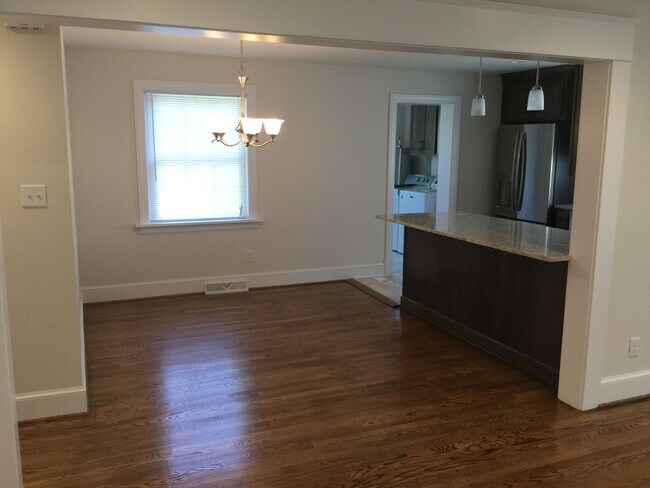 Photo - 2 Bed 1 Bath Renovated Home Forest Hill Park/Woodland Heights Area