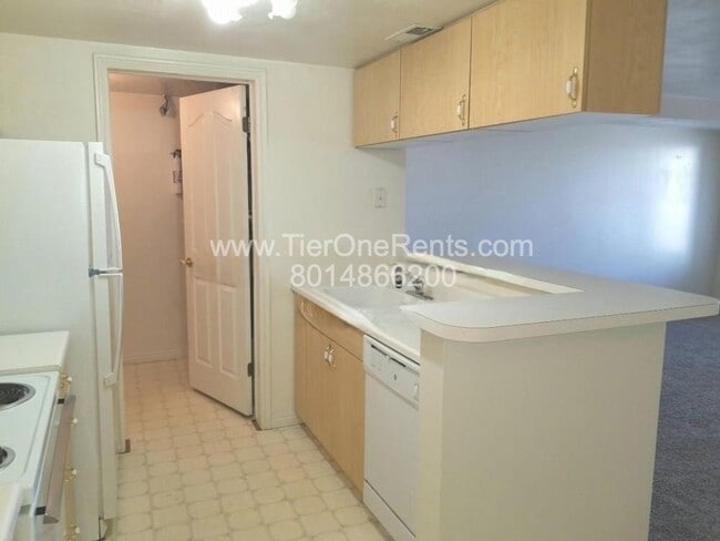 Photo - This property offers a NO DEPOSIT option available for qualified renters! Unit -9