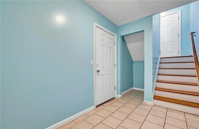 Photo - 800 Seaview Ave Unit 2