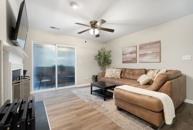 Photo - *PARK FLEX STAYS - FULLY FURNISHED* Welcome to your home base in South Durham!