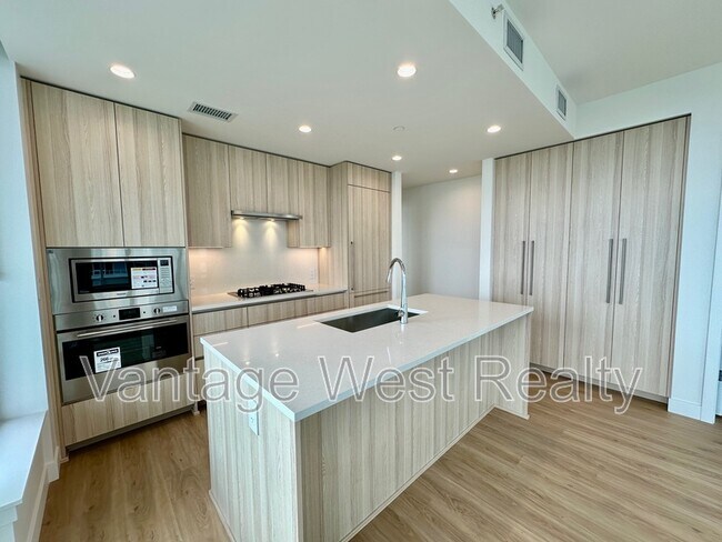 Photo - 238 Leon Ave