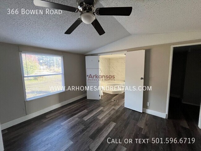 Photo - 366 Bowen Rd