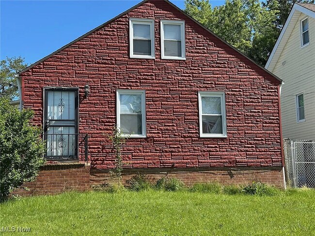 Photo - 13601 Beachwood Ave