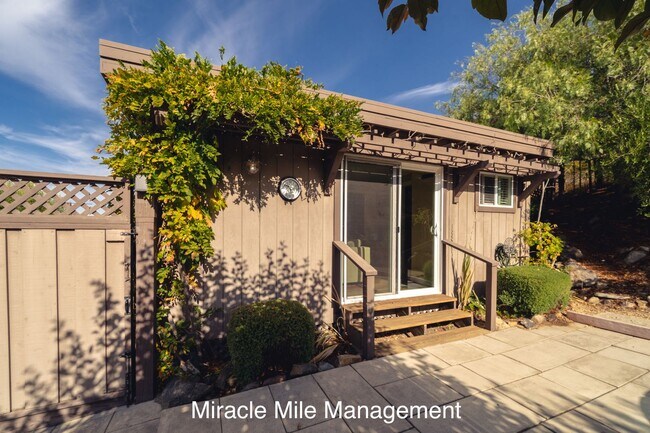 Photo - West Marin Luxury Retreat – Private Estate with Panoramic Views