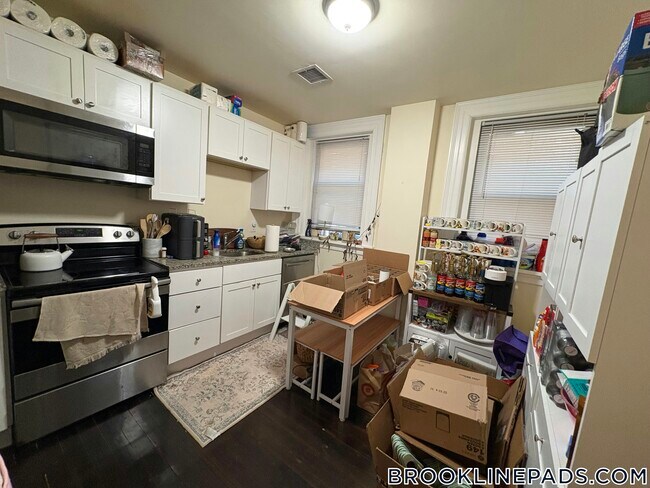 Photo - 1463 Beacon St Unit 23