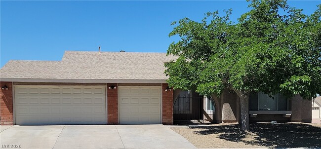 Photo - 1901 Spring Lake Dr