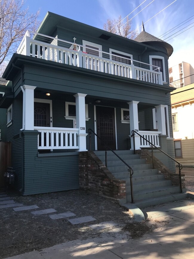 Building Photo - 1316-1318 19th Street Unit 1316