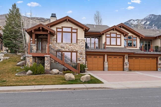 Photo - Beautiful 4 bedroom 3.5 bath alongside the Wasatch Mountains!