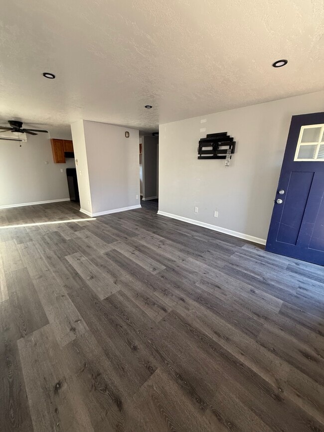 Photo - 1206 Hill St SE
