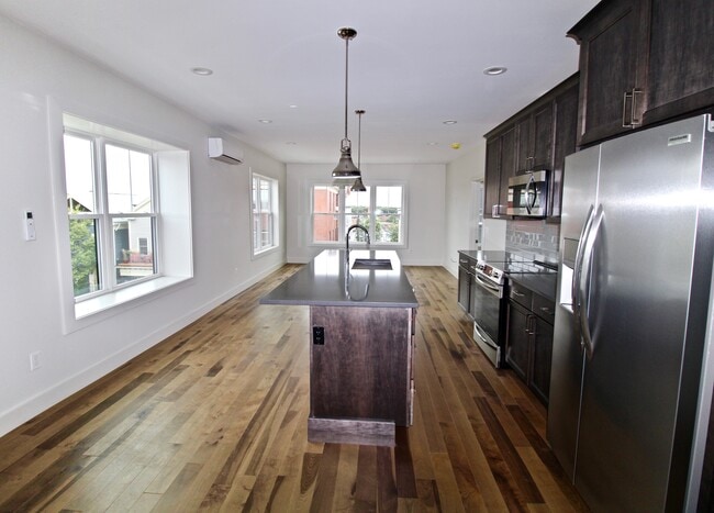 408 Atwells Ave