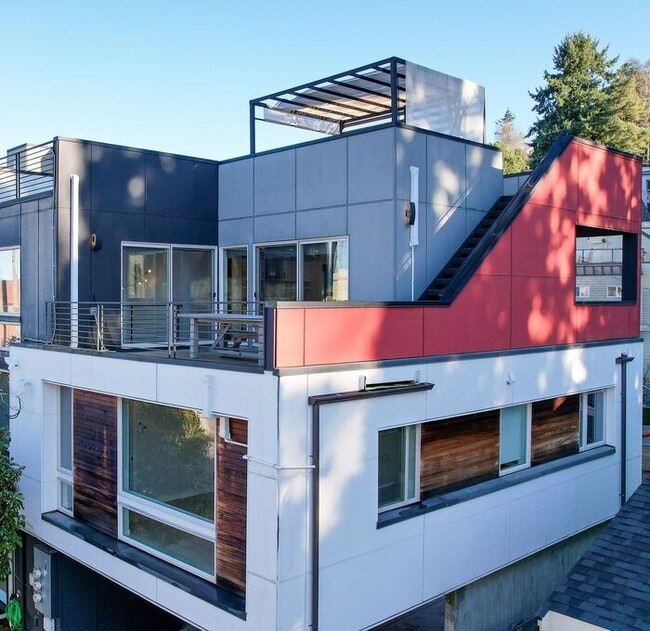 Building Photo - Stunning Air Conditioned Alki Condo Overlooking Majestic Puget Sound!