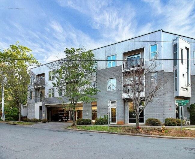 Industrial Corner 2BD/2BA Condo at Steelhaus in Plaza Midwood!
