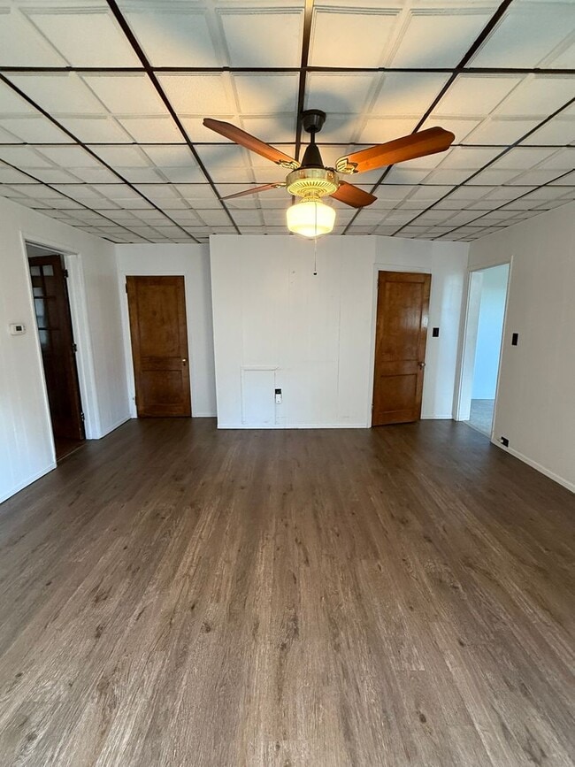 Photo - 114 W Harrisburg Ave