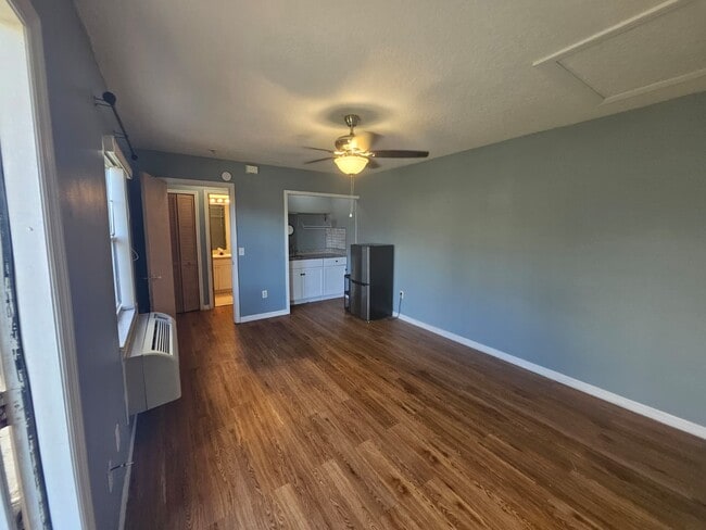 Photo - 843 Caribbean Dr