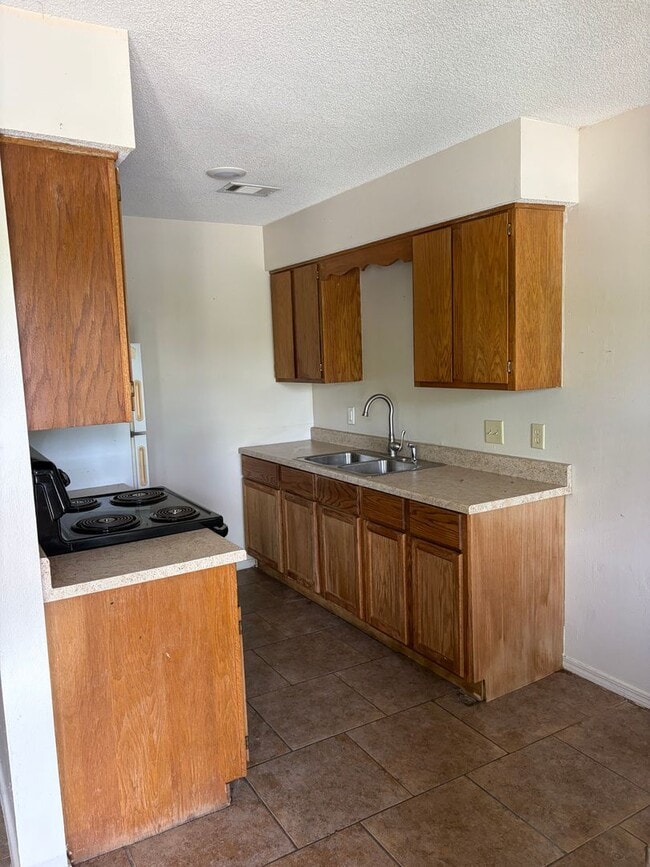 Photo - 2609/ 2611 S. 16TH Unit 2609 S. 16TH