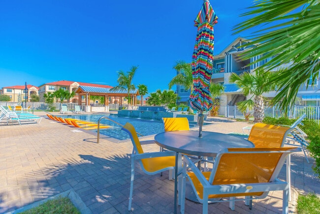 Photo - Royal Vista