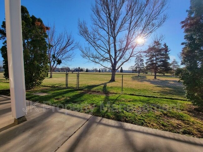 Photo - 820 2nd Ave NW Unidad #02