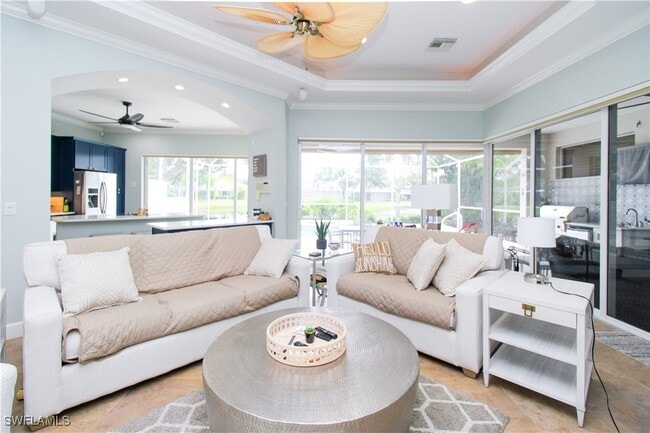 Photo - 372 Mallory Ct