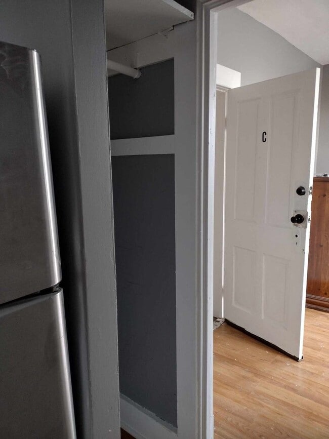 Photo - 1002 Columbus Ave Unit Apt C