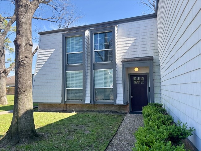 Photo - 10168 Beekman Pl Dr